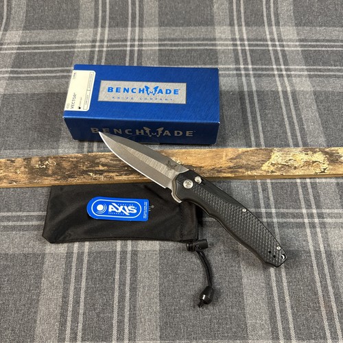 Benchmade vector axis - vector, axis-assisted